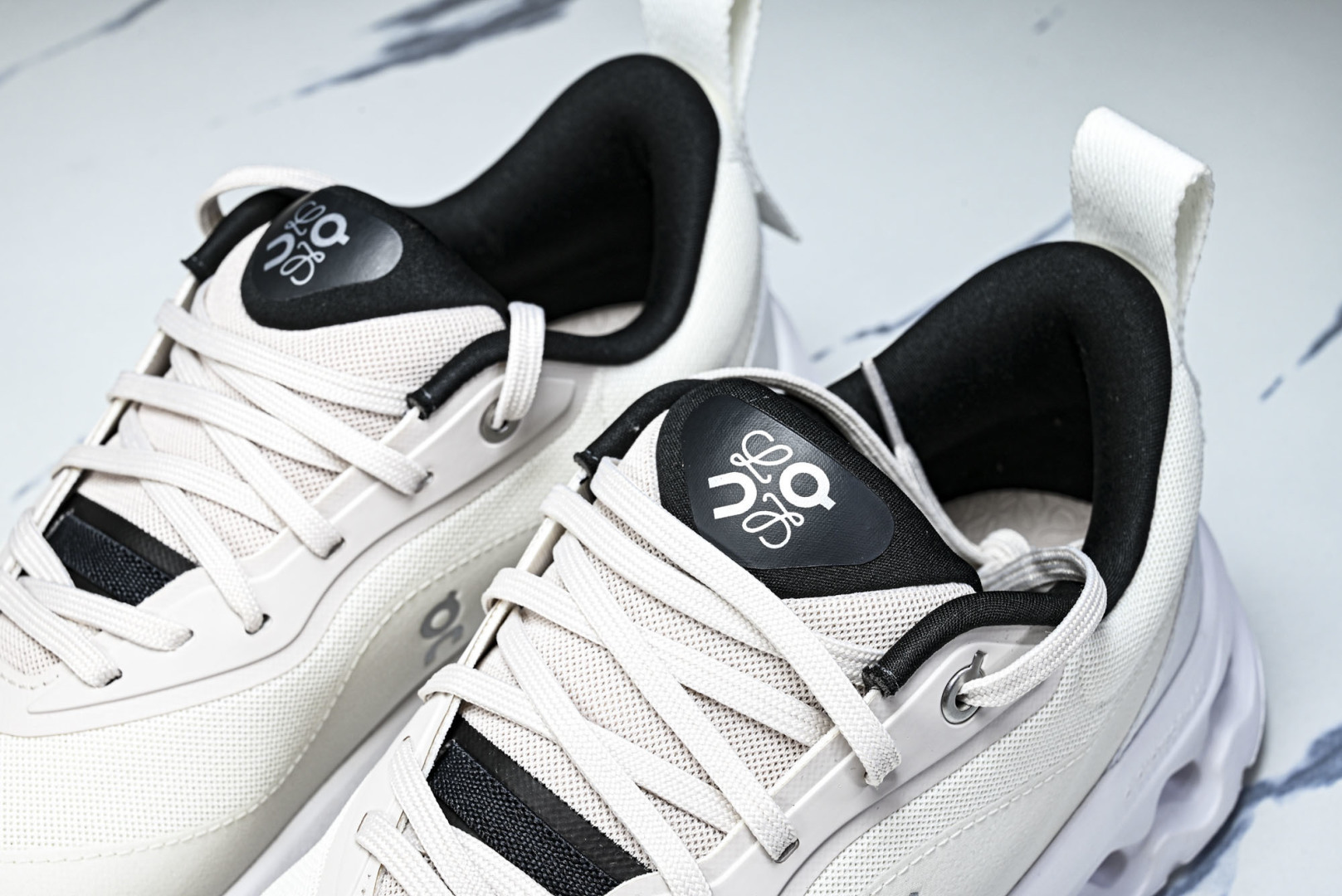 ON昂跑 尺码:36-46纯原出品-LOEWE x ON Cloudtilt 2.0 Running罗意