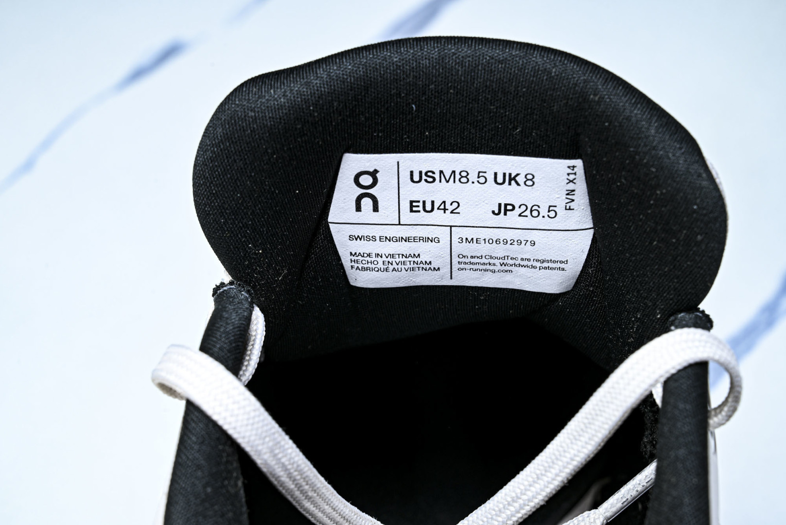 ON昂跑 尺码:36-46纯原出品-LOEWE x ON Cloudtilt 2.0 Running罗意