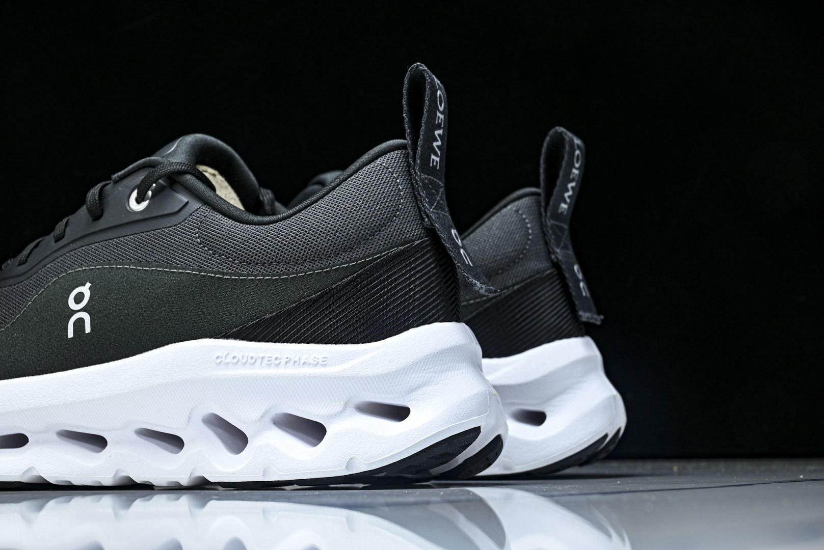 ON昂跑 尺码:36-46纯原出品-LOEWE x ON Cloudtilt 2.0 Running罗意