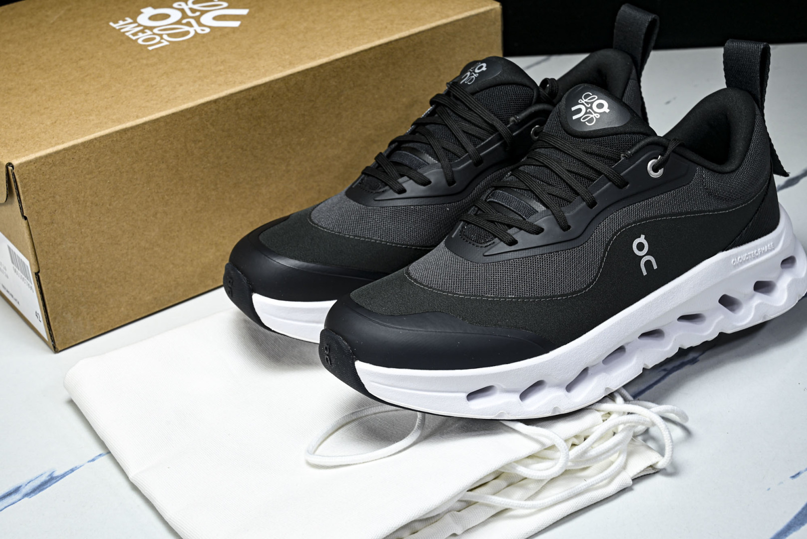 ON昂跑 尺码:36-46纯原出品-LOEWE x ON Cloudtilt 2.0 Running罗意