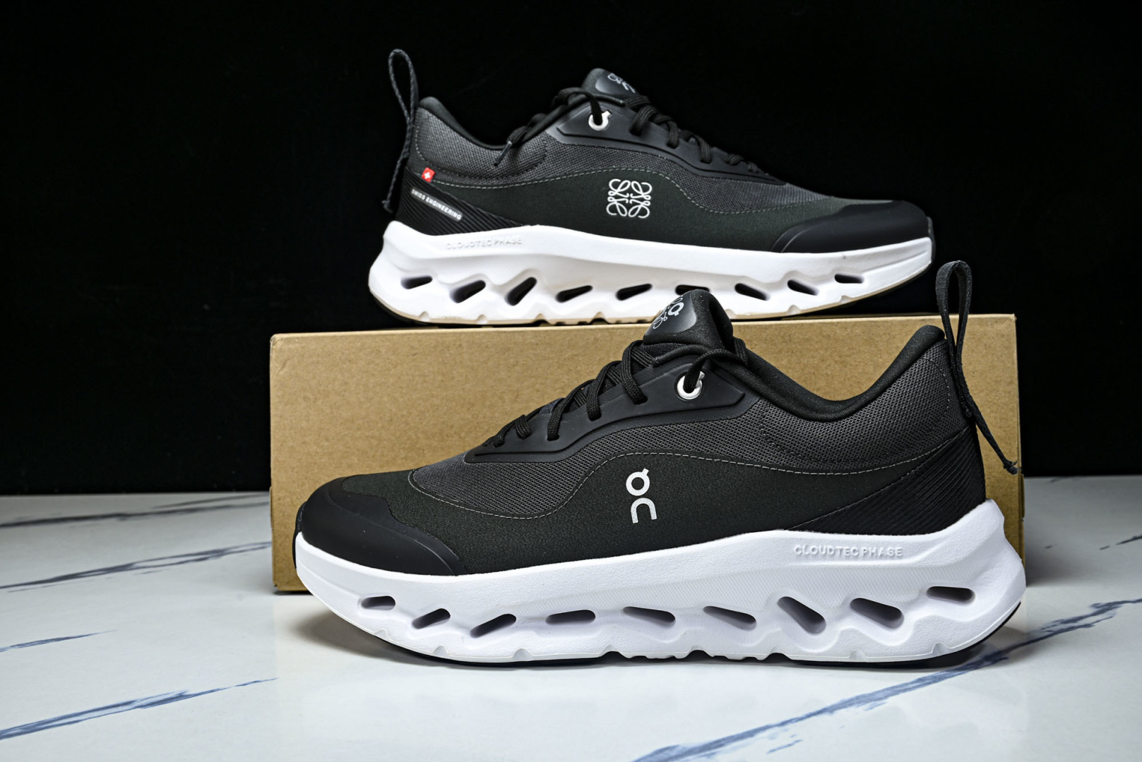 ON昂跑 尺码:36-46纯原出品-LOEWE x ON Cloudtilt 2.0 Running罗意