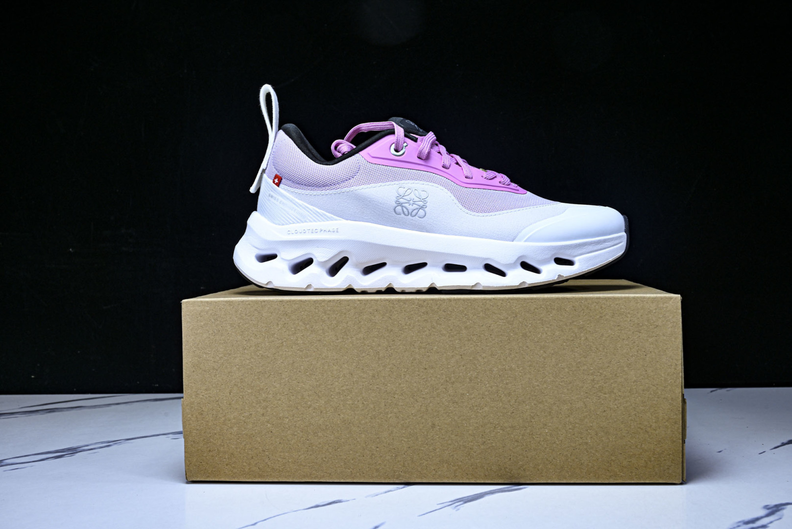 ON昂跑 尺码:36-46纯原出品-LOEWE x ON Cloudtilt 2.0 Running罗意