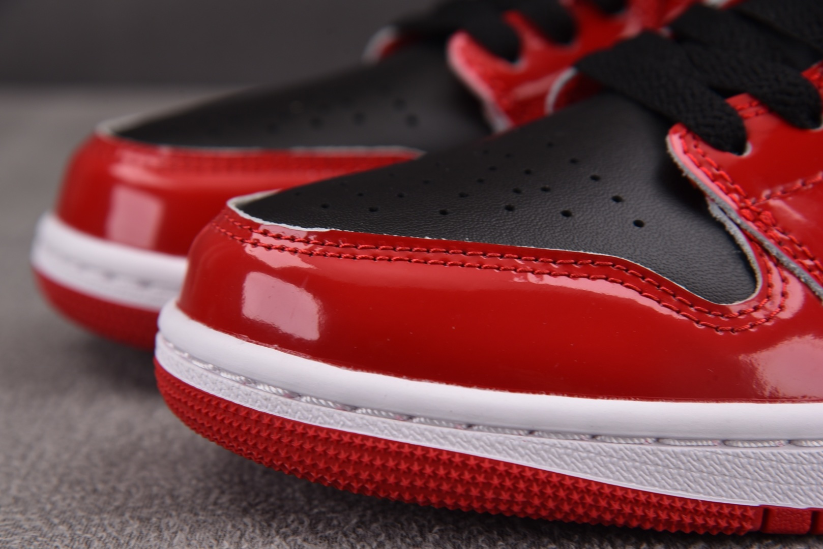 AJlow低帮 尺码:40-46纯原出品-Air Jordan 1 Low SE Patent Vars