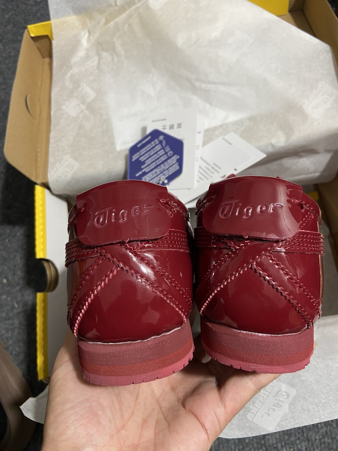 OnitsukaTiger/鬼塚虎 Mexico 66 SD 低邦休闲跑步鞋 1183C527-600尺