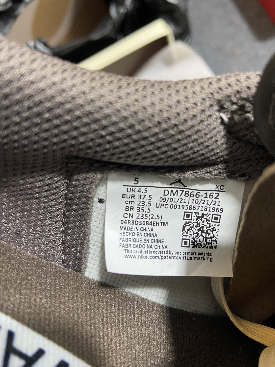 qc 女码37.5AJ Low 白棕倒钩 尺码:36-48.5纯原版出品-Travis Scott x 