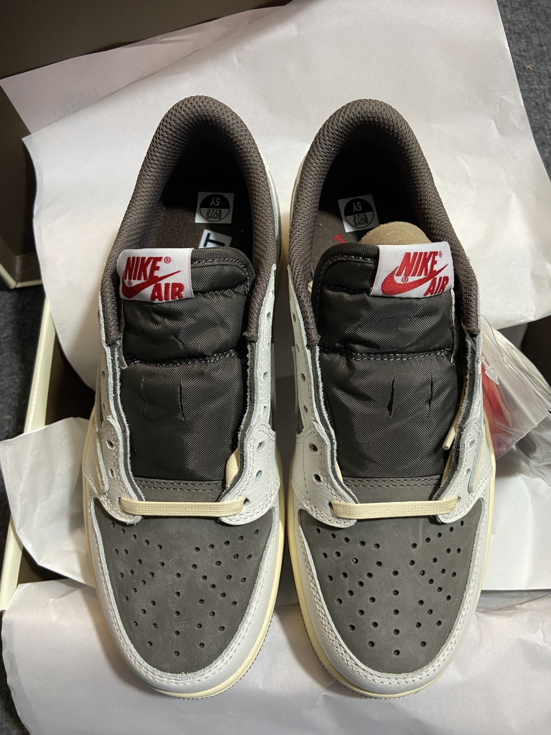 qc 女码37.5AJ Low 白棕倒钩 尺码:36-48.5纯原版出品-Travis Scott x 