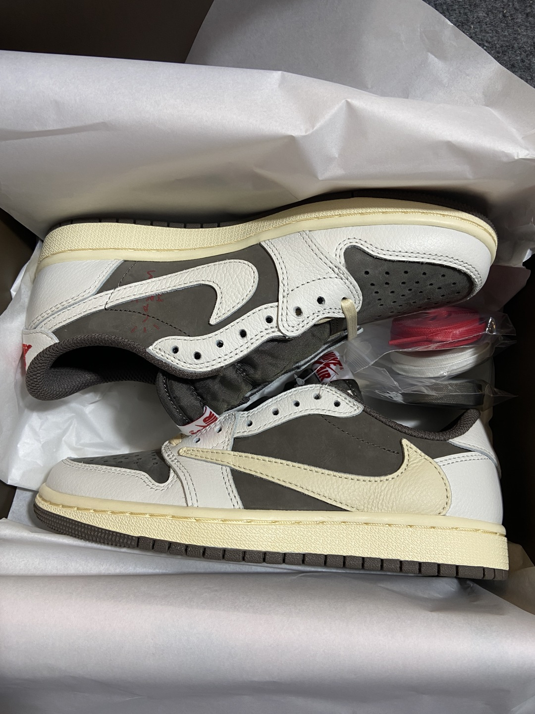 qc 女码37.5AJ Low 白棕倒钩 尺码:36-48.5纯原版出品-Travis Scott x 