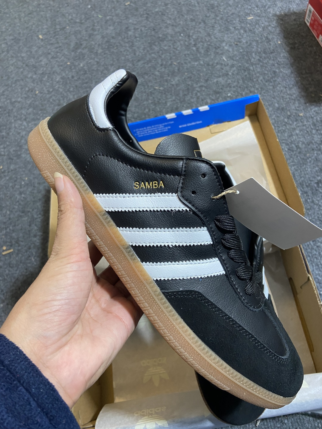 公司级 Ad Samba Decon IF0641 阿迪三叶草休闲板鞋尺码：36 36.5 37 38 