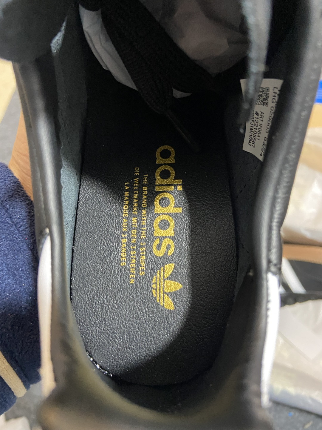 公司级 Ad Samba Decon IF0641 阿迪三叶草休闲板鞋尺码：36 36.5 37 38 