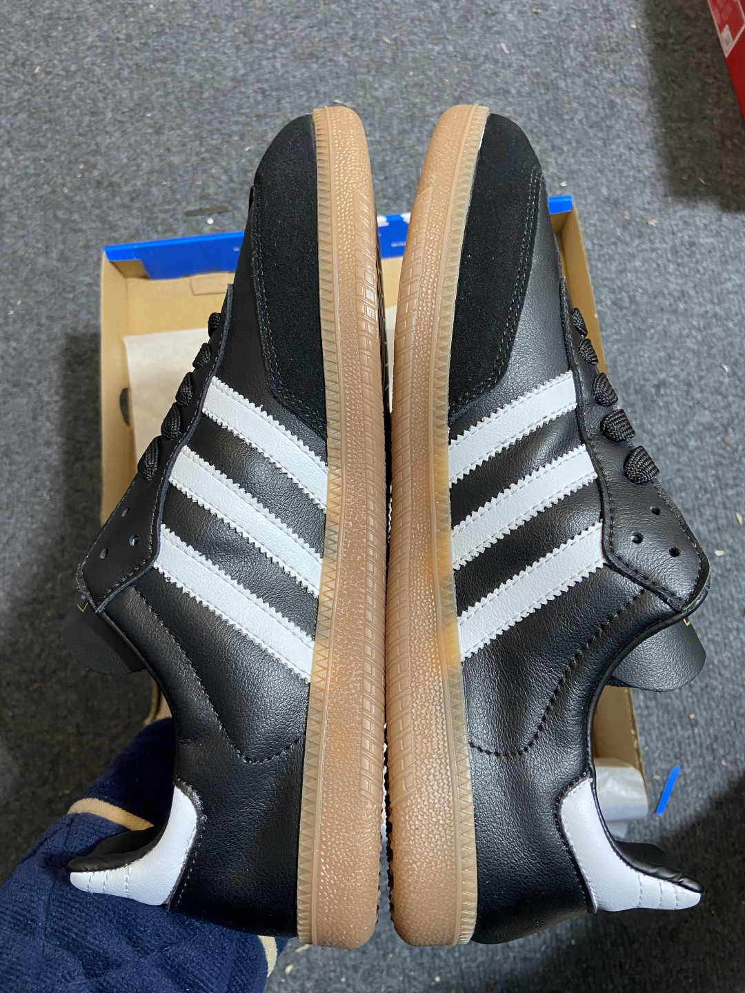 公司级 Ad Samba Decon IF0641 阿迪三叶草休闲板鞋尺码：36 36.5 37 38 