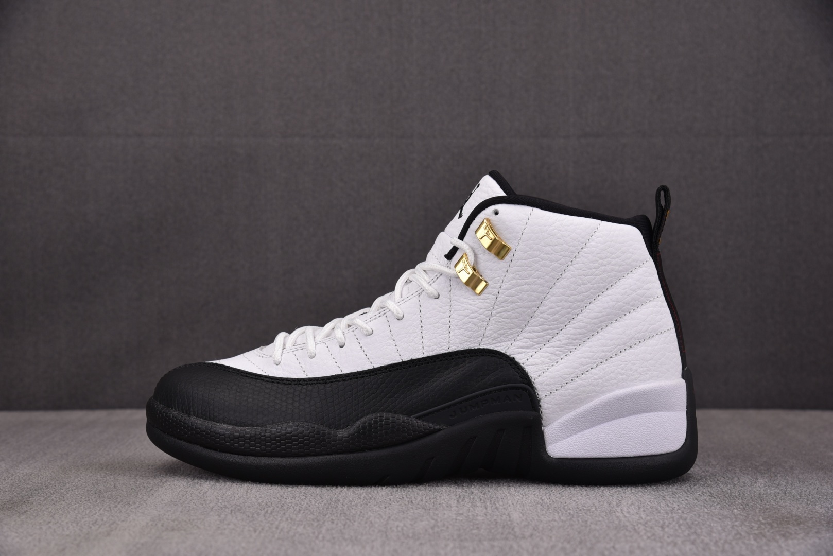 AJ12 尺码:40-47.5纯原出品-Air Jordan 12 Retro Taxi 黑白金扣 CT