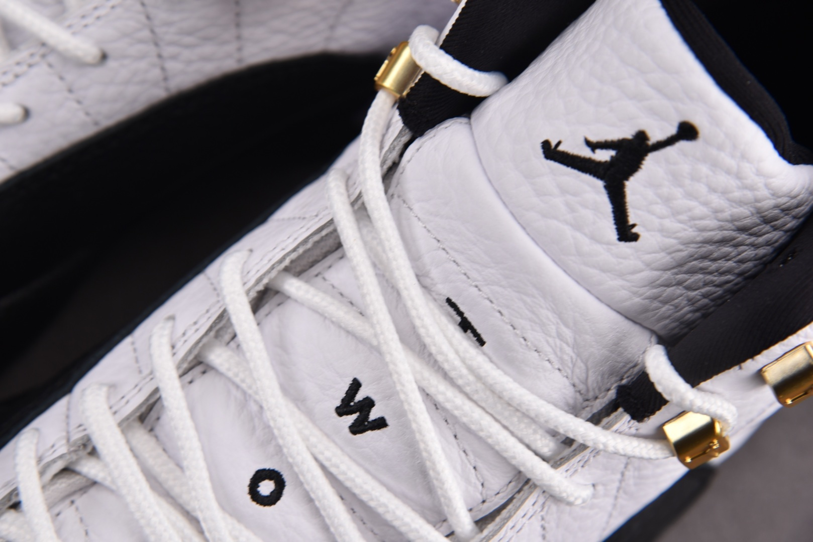 AJ12 尺码:40-47.5纯原出品-Air Jordan 12 Retro Taxi 黑白金扣 CT