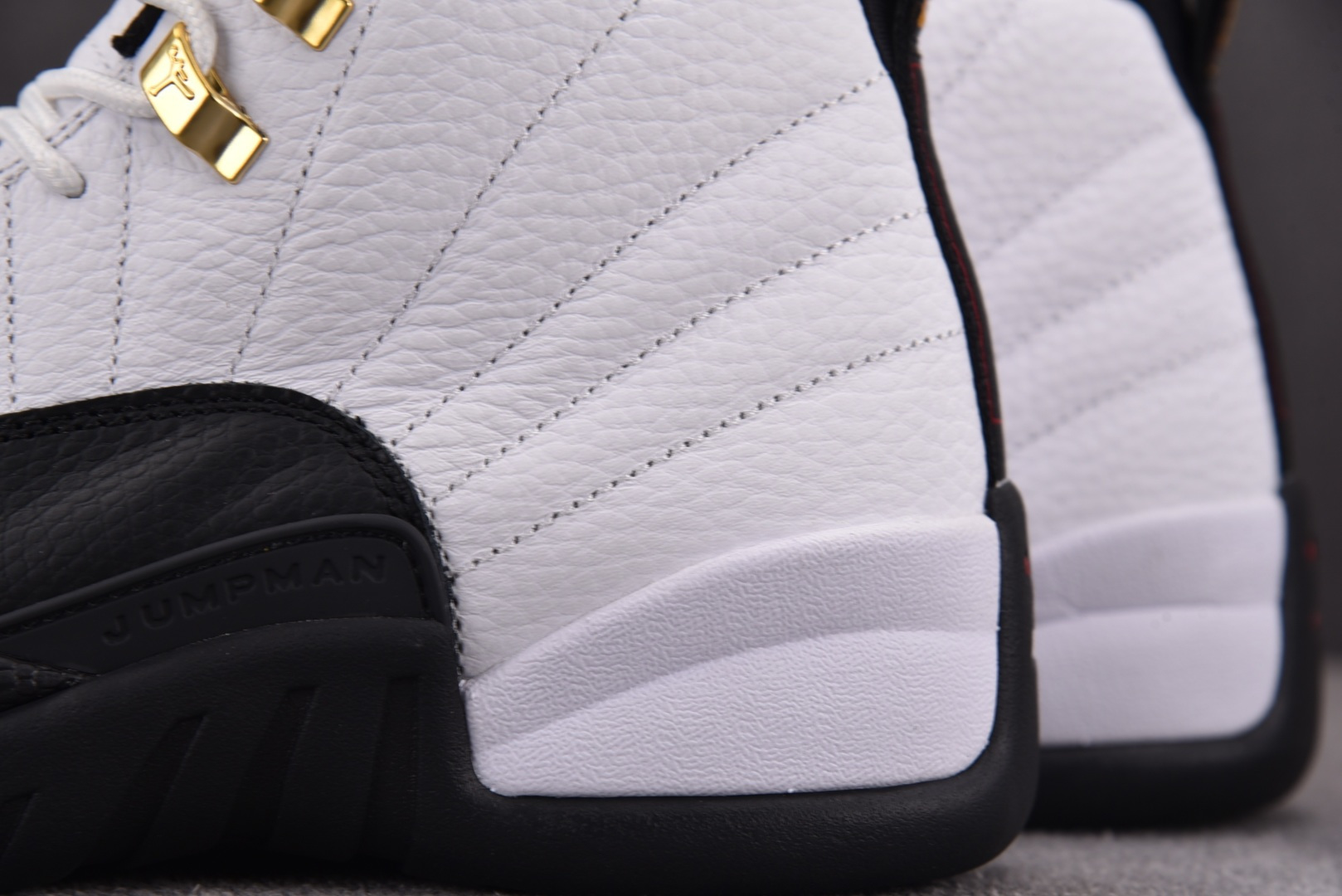 AJ12 尺码:40-47.5纯原出品-Air Jordan 12 Retro Taxi 黑白金扣 CT