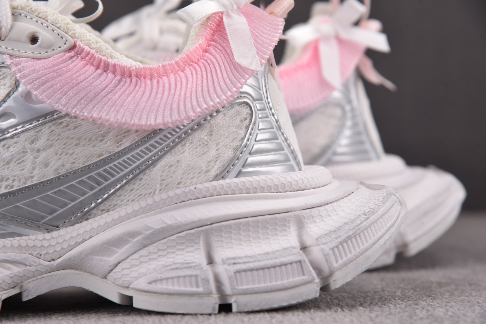 巴黎 尺码:35-46纯原版出品-Balenciaga 3XL Laces 粉白 YZ018-5尺码35