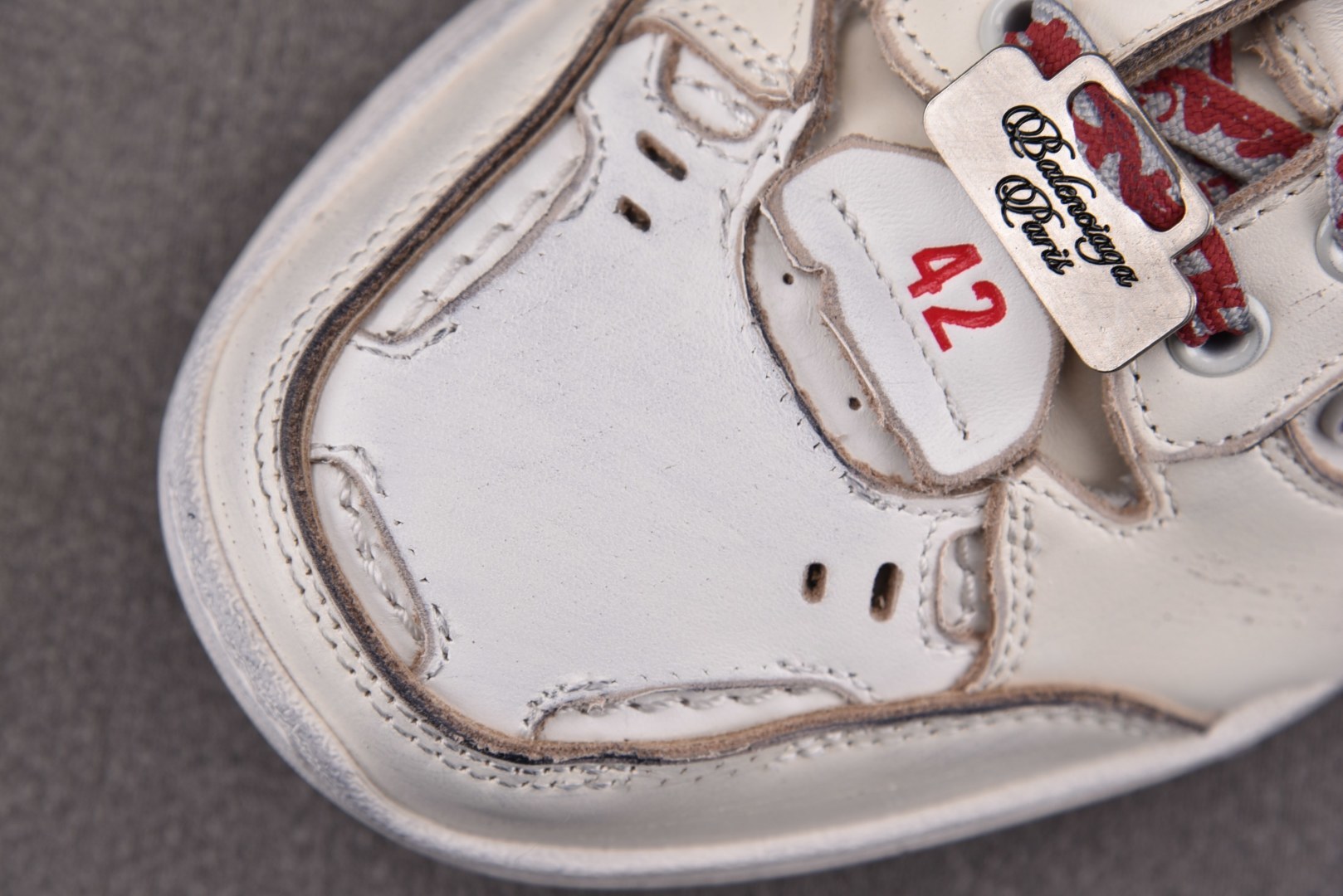 巴黎 尺码:35-46纯原版出品-Balenciaga Hamptons Worn-Out 灰红 YZ0