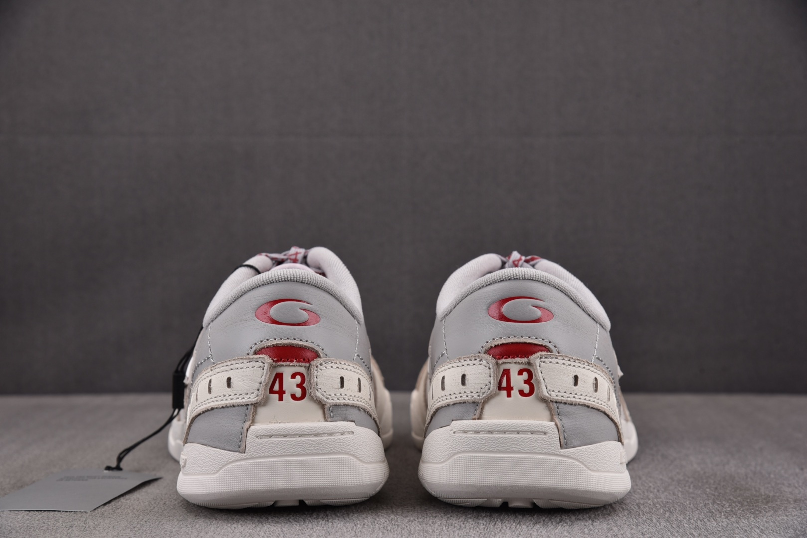 巴黎 尺码:35-46纯原版出品-Balenciaga Hamptons Worn-Out 灰红 YZ0