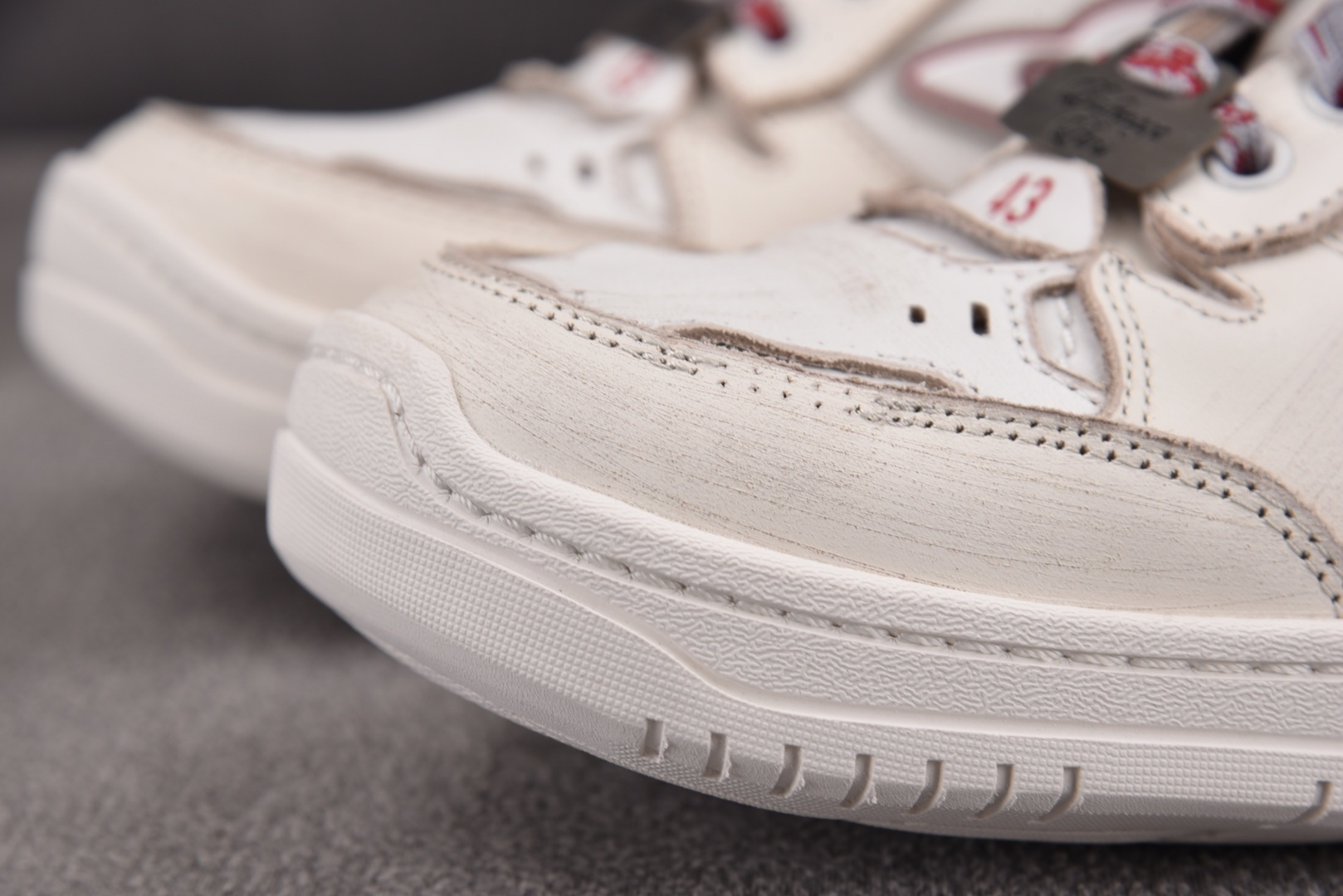 巴黎 尺码:35-46纯原版出品-Balenciaga Hamptons Worn-Out 灰红 YZ0