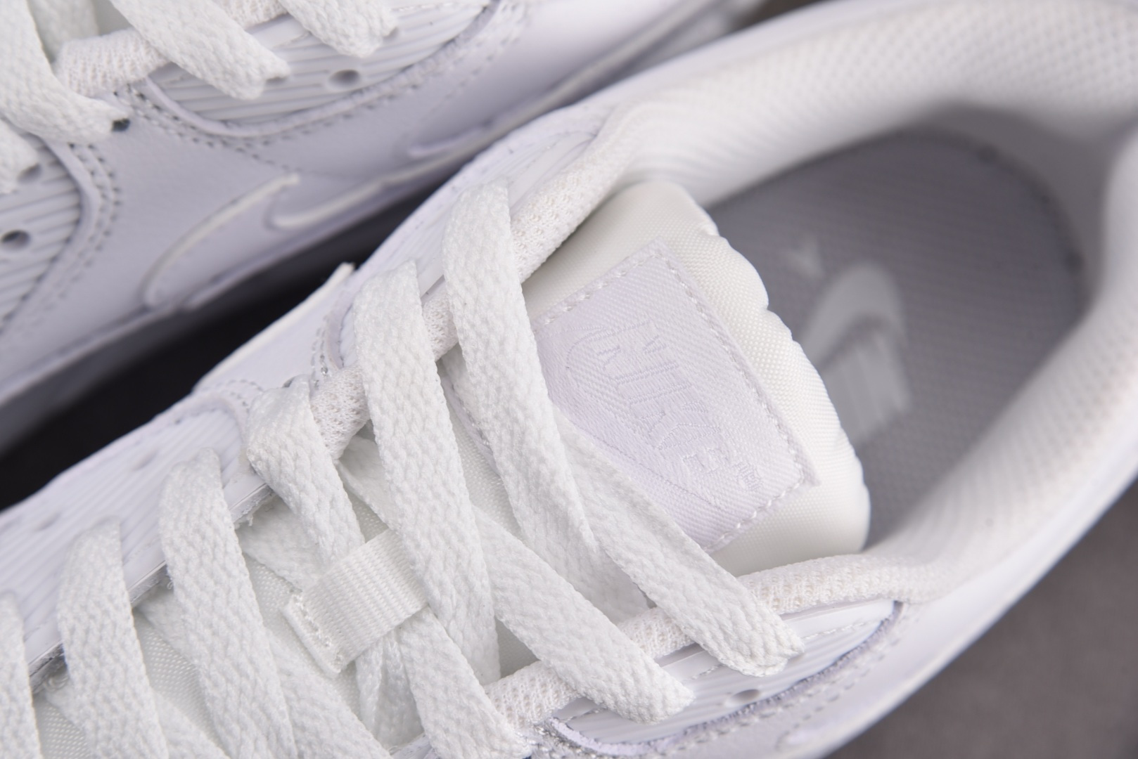 Max 尺码39-46纯原版出品-NK Air Max 90 Leather Triple White 