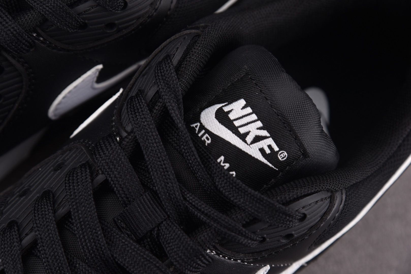 Max 尺码36-46纯原版出品-WMNS NK Air Max 90 Black White 黑白 D