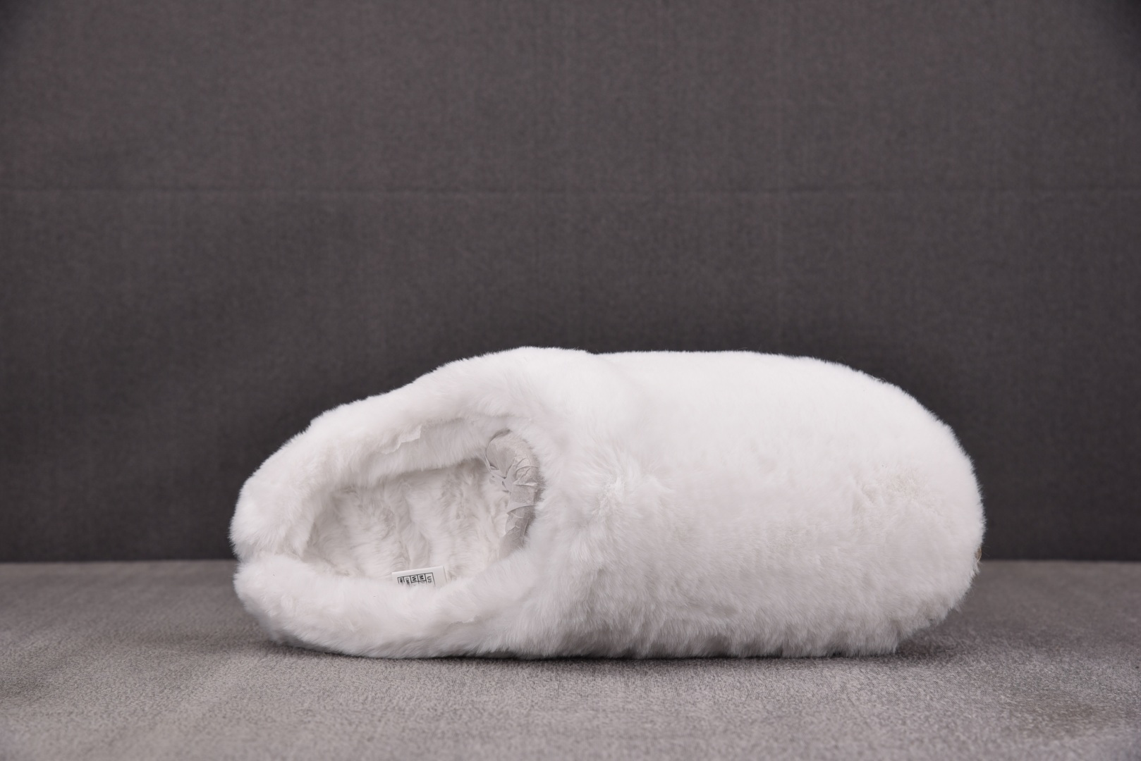 拖鞋 尺码36-45纯原版出品-Alo Yoga Recovery Mode 象牙白 YZ0039尺码：