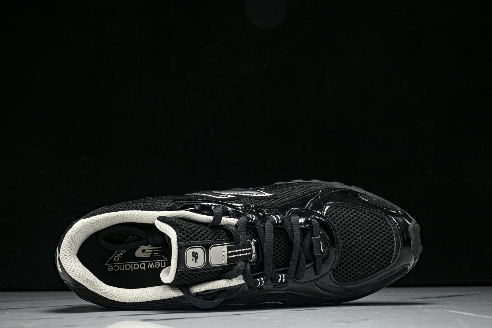 New Balance 204系列复古透气休闲运动慢跑鞋 U204LMRA 尺寸 36 37 37.5 