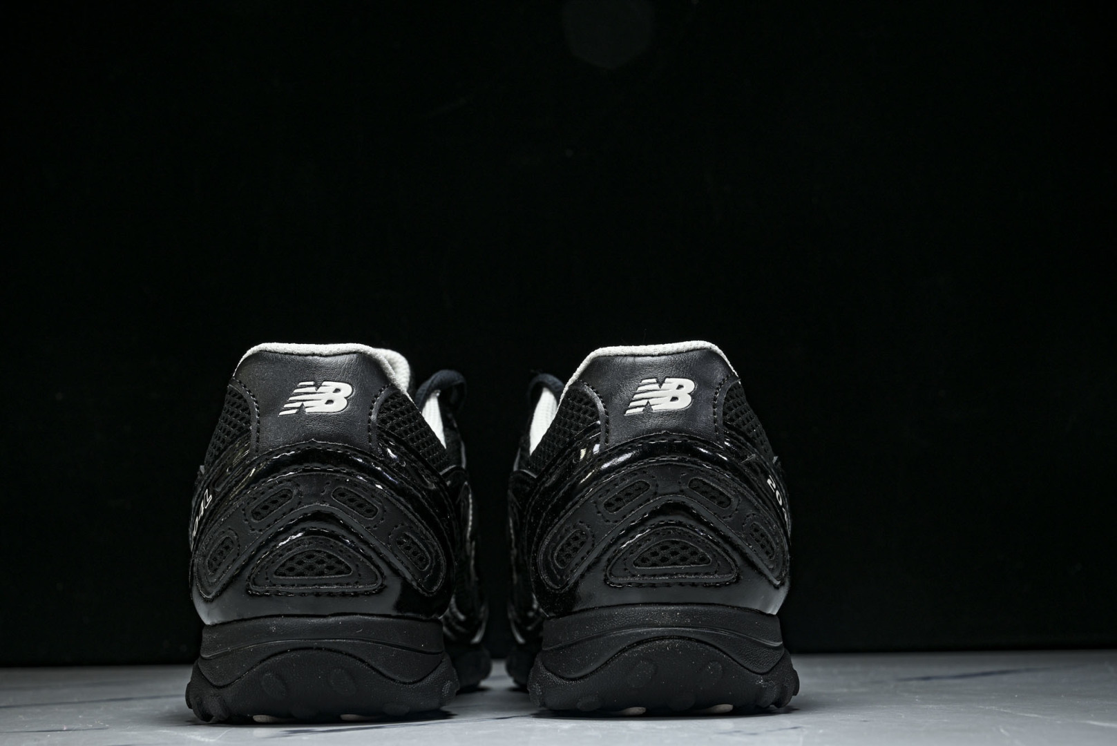 New Balance 204系列复古透气休闲运动慢跑鞋 U204LMRA 尺寸 36 37 37.5 