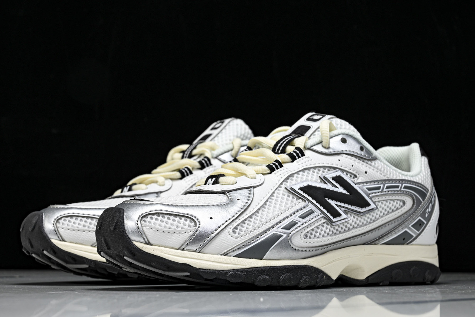 New Balance 204系列复古透气休闲运动慢跑鞋 U204LSW 尺寸 36 37 37.5 3
