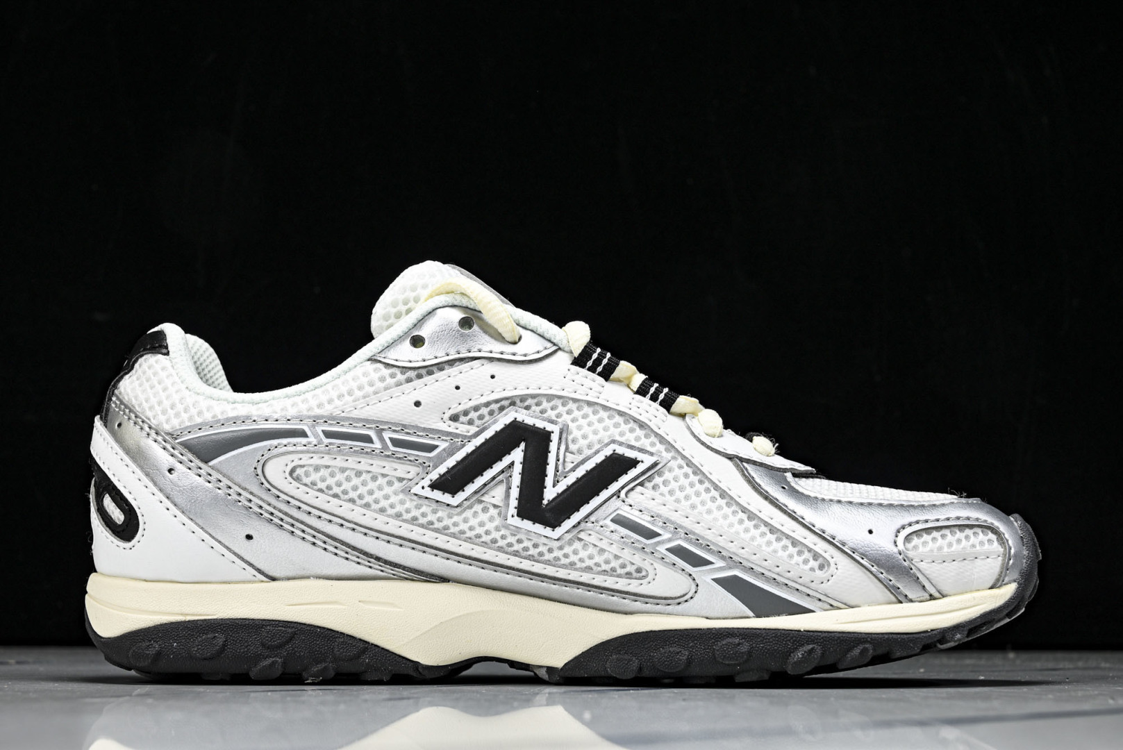 New Balance 204系列复古透气休闲运动慢跑鞋 U204LSW 尺寸 36 37 37.5 3