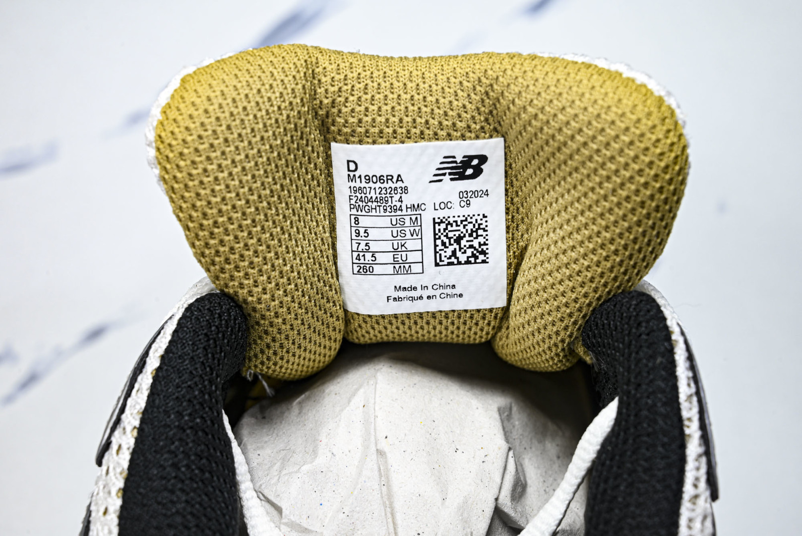 New Balance U1906系列 拼接网面透气跑步鞋运动鞋白银 M1906RA 尺码：36 37 