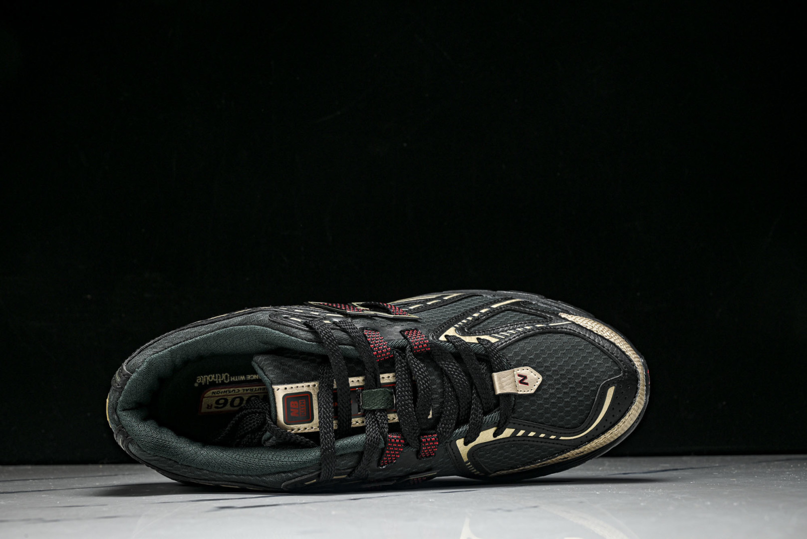 New Balance U1906系列 拼接网面透气跑步鞋运动鞋黑色 M1906RKS 尺码：36 37