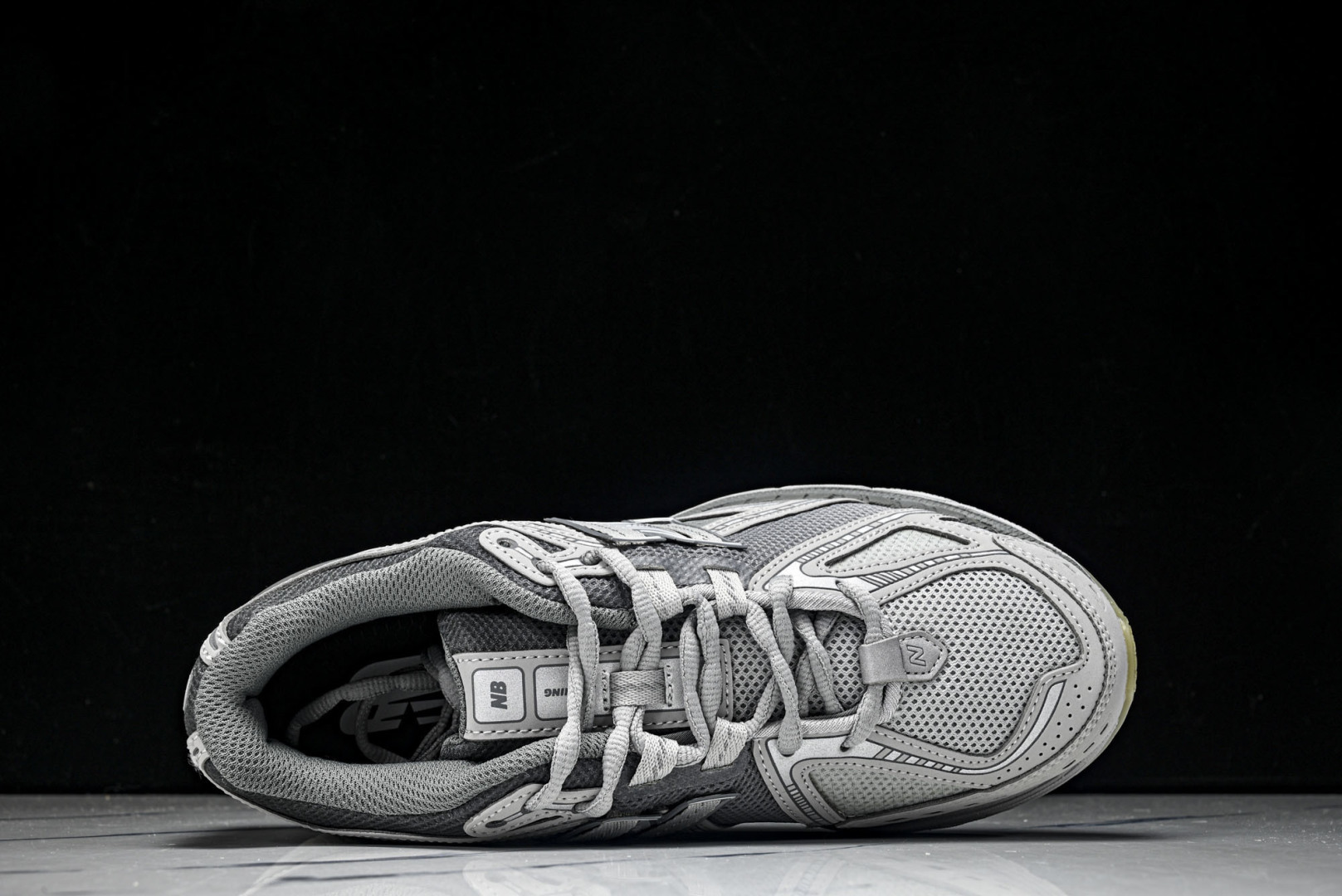 New Balance U1906系列 拼接网面透气跑步鞋运动鞋银白色 U1906RNY 尺码：36 3