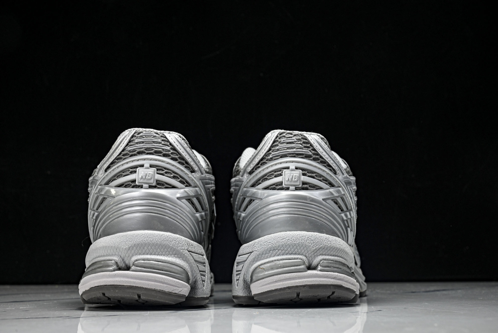 New Balance U1906系列 拼接网面透气跑步鞋运动鞋银灰 M1906REH 尺码：36 37