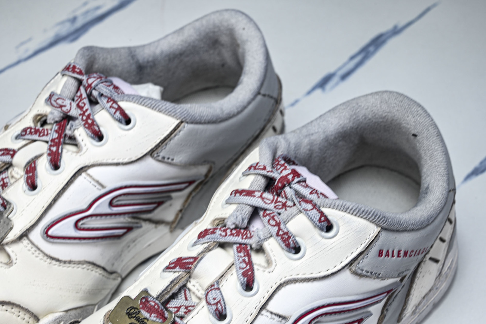 巴黎 尺码:35-46纯原版出品-Balenciaga Hamptons Worn Out 巴黎世家十八