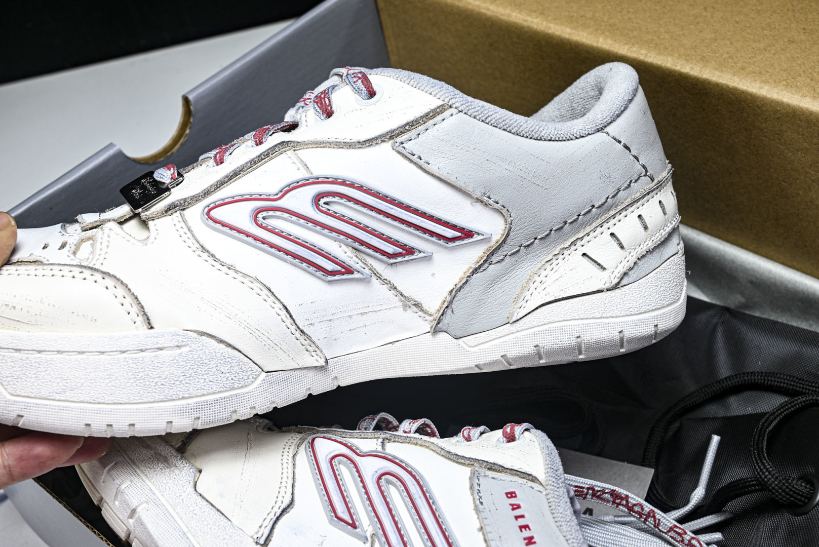 巴黎 尺码:35-46纯原版出品-Balenciaga Hamptons Worn Out 巴黎世家十八