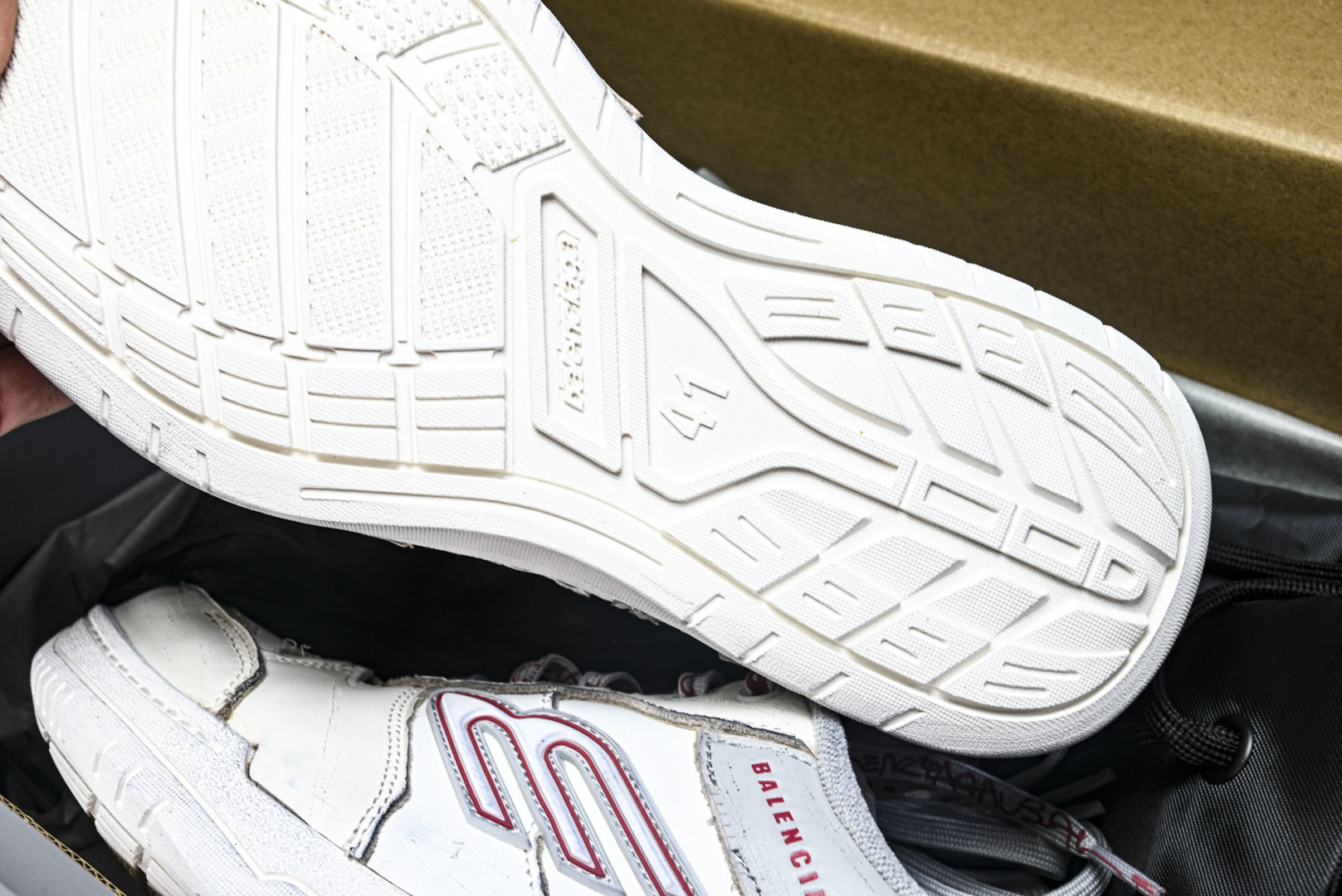 巴黎 尺码:35-46纯原版出品-Balenciaga Hamptons Worn Out 巴黎世家十八