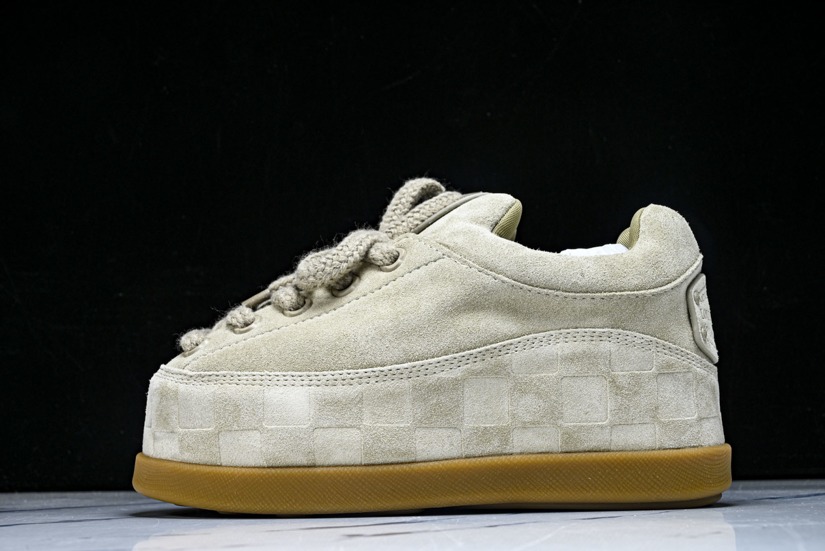 驴牌LV 尺码39-45纯原版出品-LV 路易威登男士休闲鞋麂皮小牛皮Damier图案防滑新休闲鞋1AI