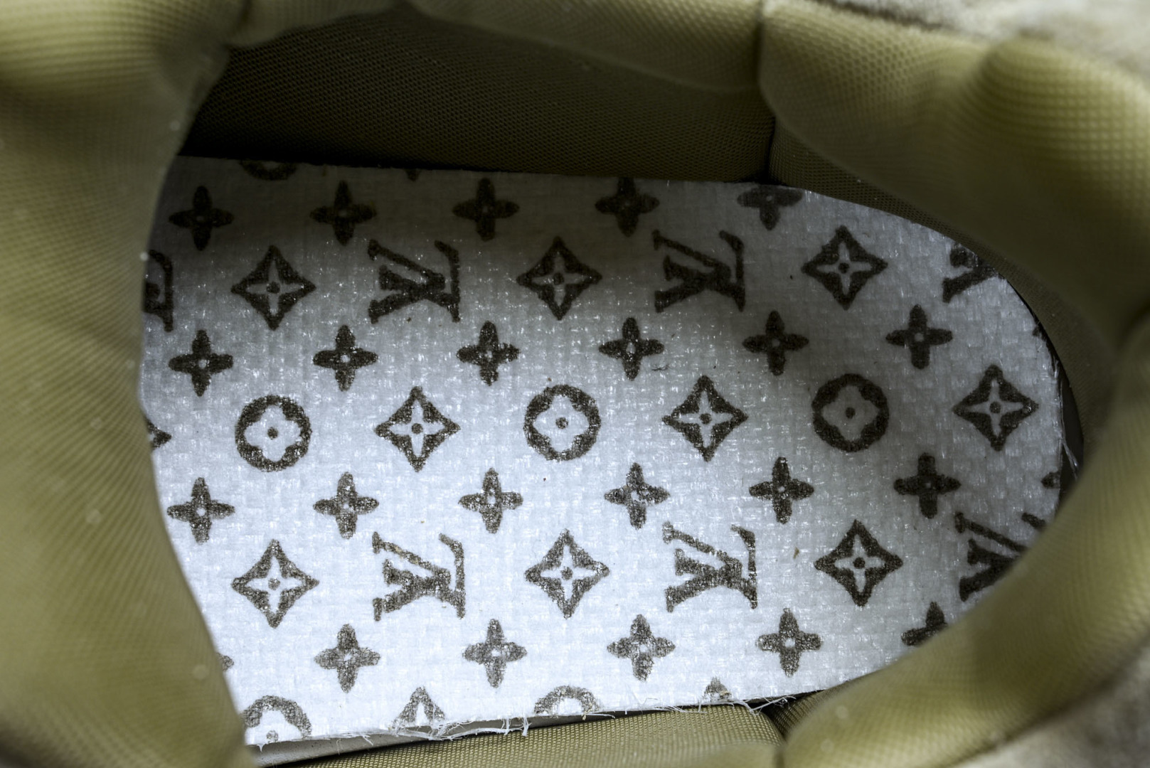 驴牌LV 尺码39-45纯原版出品-LV 路易威登男士休闲鞋麂皮小牛皮Damier图案防滑新休闲鞋1AI