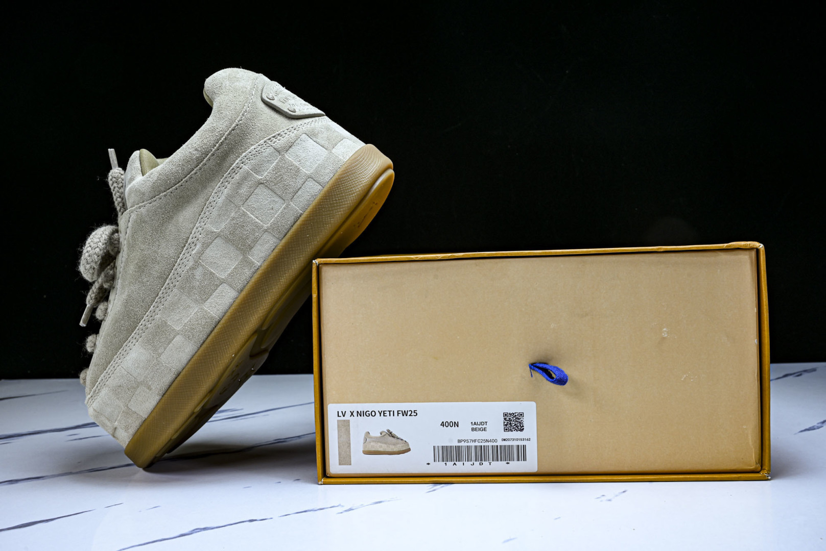 驴牌LV 尺码39-45纯原版出品-LV 路易威登男士休闲鞋麂皮小牛皮Damier图案防滑新休闲鞋1AI