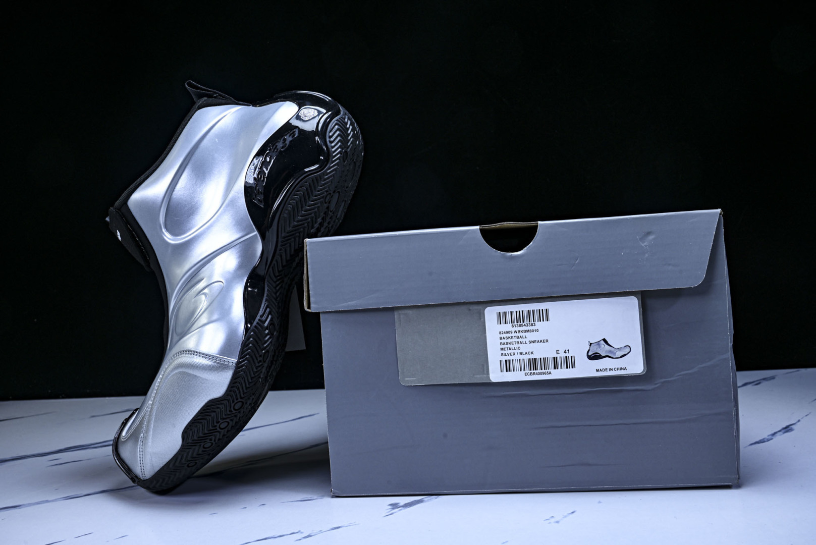 巴黎 尺码:35-46纯原版出品巴黎世家篮球鞋男士缓震支撑贴合防滑 黑银色 WBKBM8010 YZ00