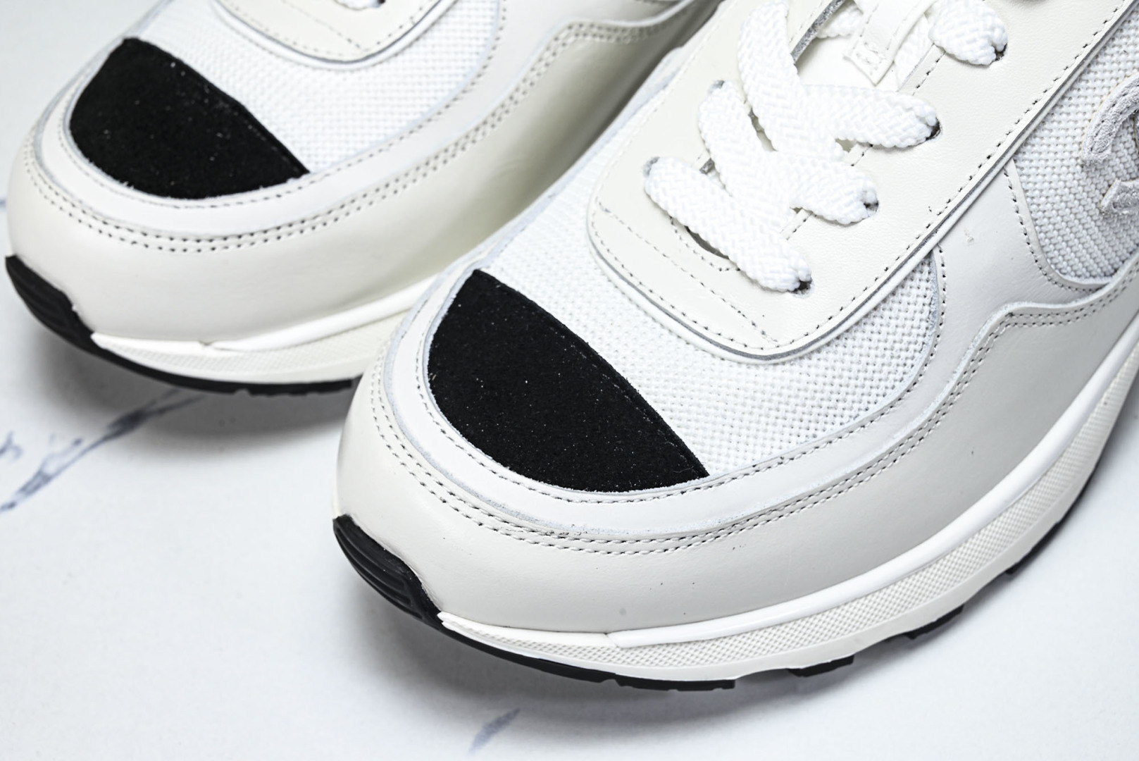 香奈儿 尺码35-40纯原版出品-Chanel香奈儿 25K新款 白色粗跟4cm百搭德训鞋运动鞋YZ02