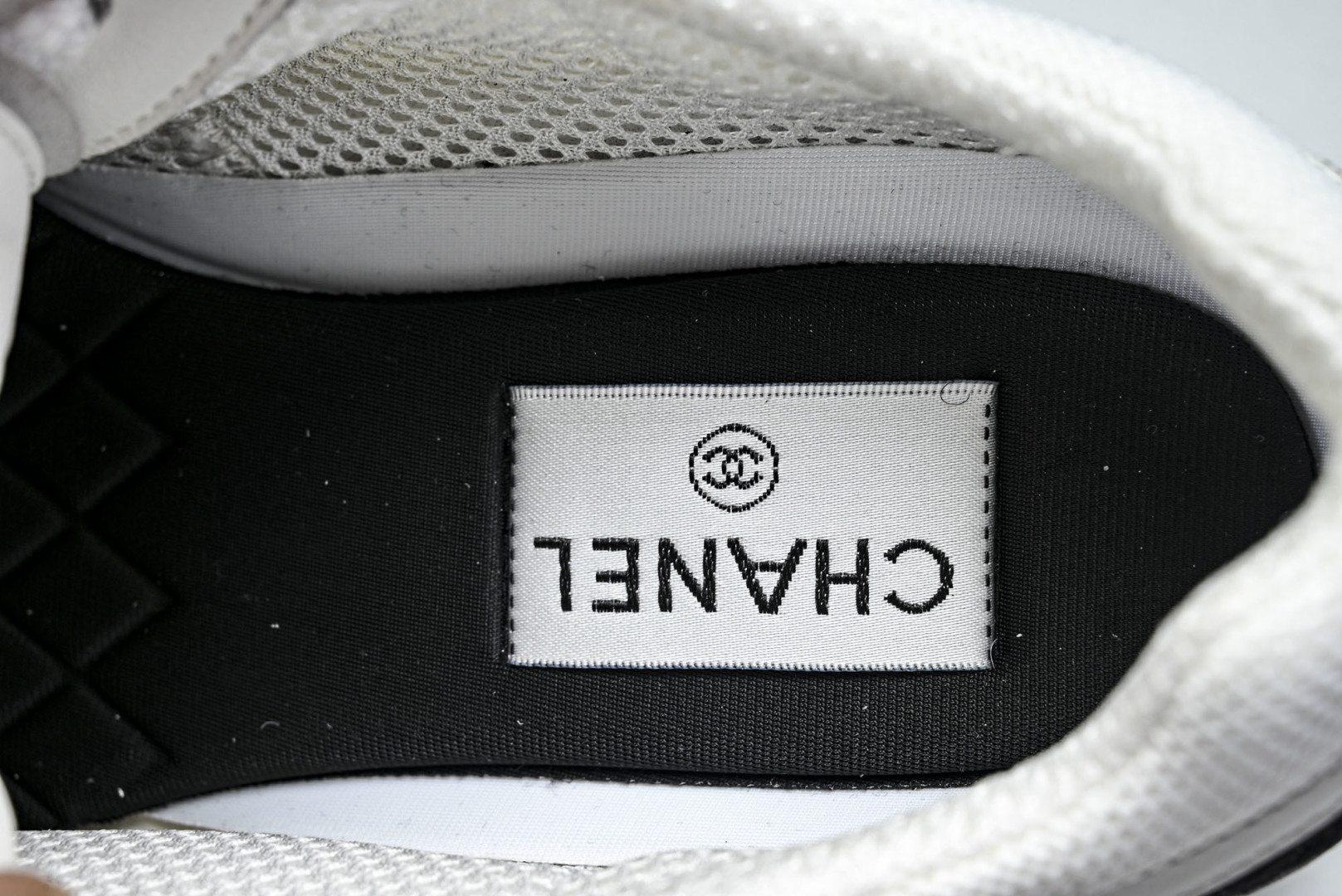 香奈儿 尺码35-40纯原版出品-Chanel香奈儿 25K新款 白色粗跟4cm百搭德训鞋运动鞋YZ02