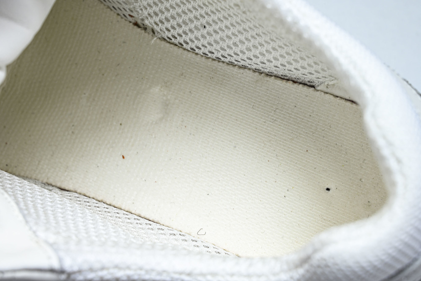 香奈儿 尺码35-40纯原版出品-Chanel香奈儿 25K新款 白色粗跟4cm百搭德训鞋运动鞋YZ02