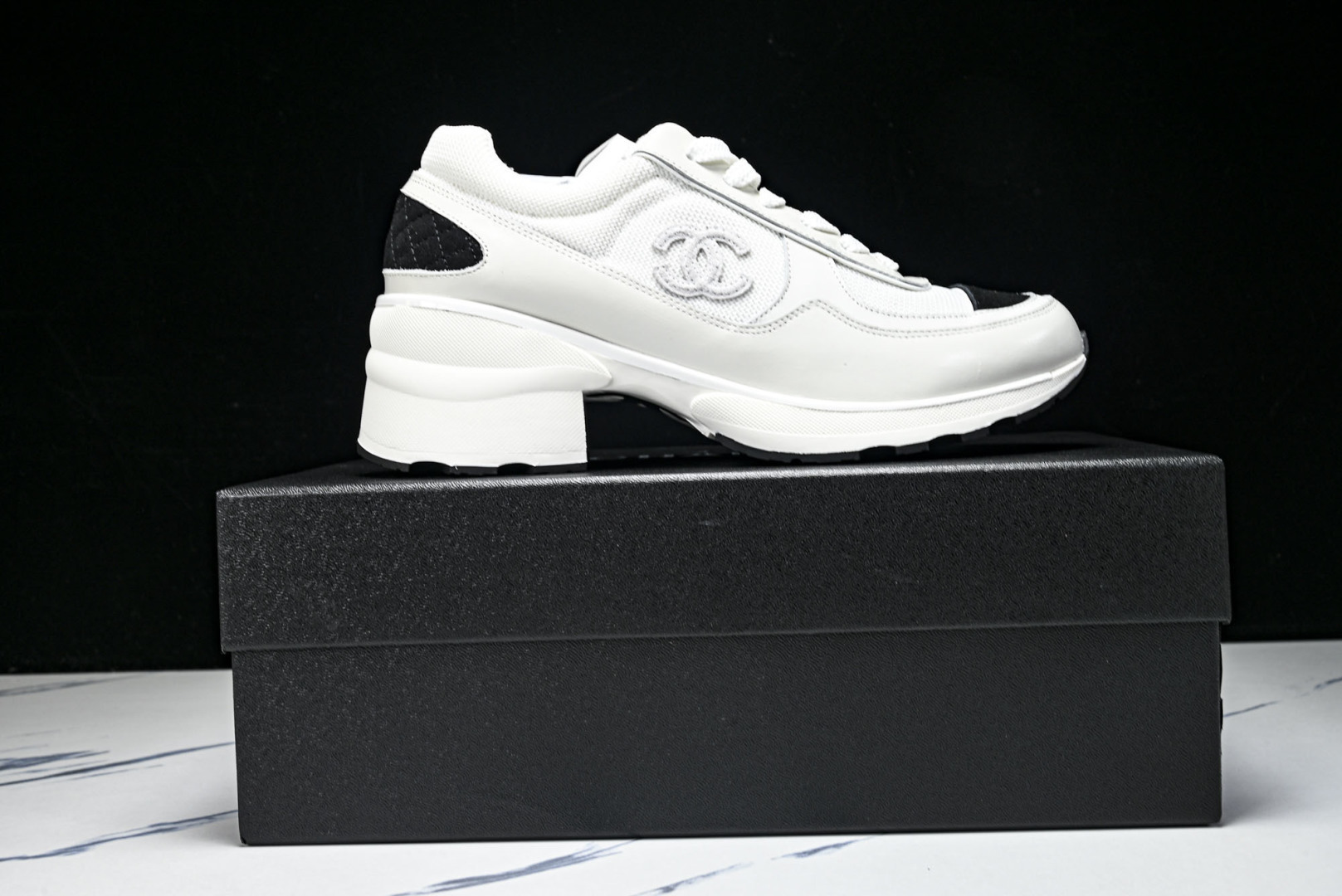 香奈儿 尺码35-40纯原版出品-Chanel香奈儿 25K新款 白色粗跟4cm百搭德训鞋运动鞋YZ02