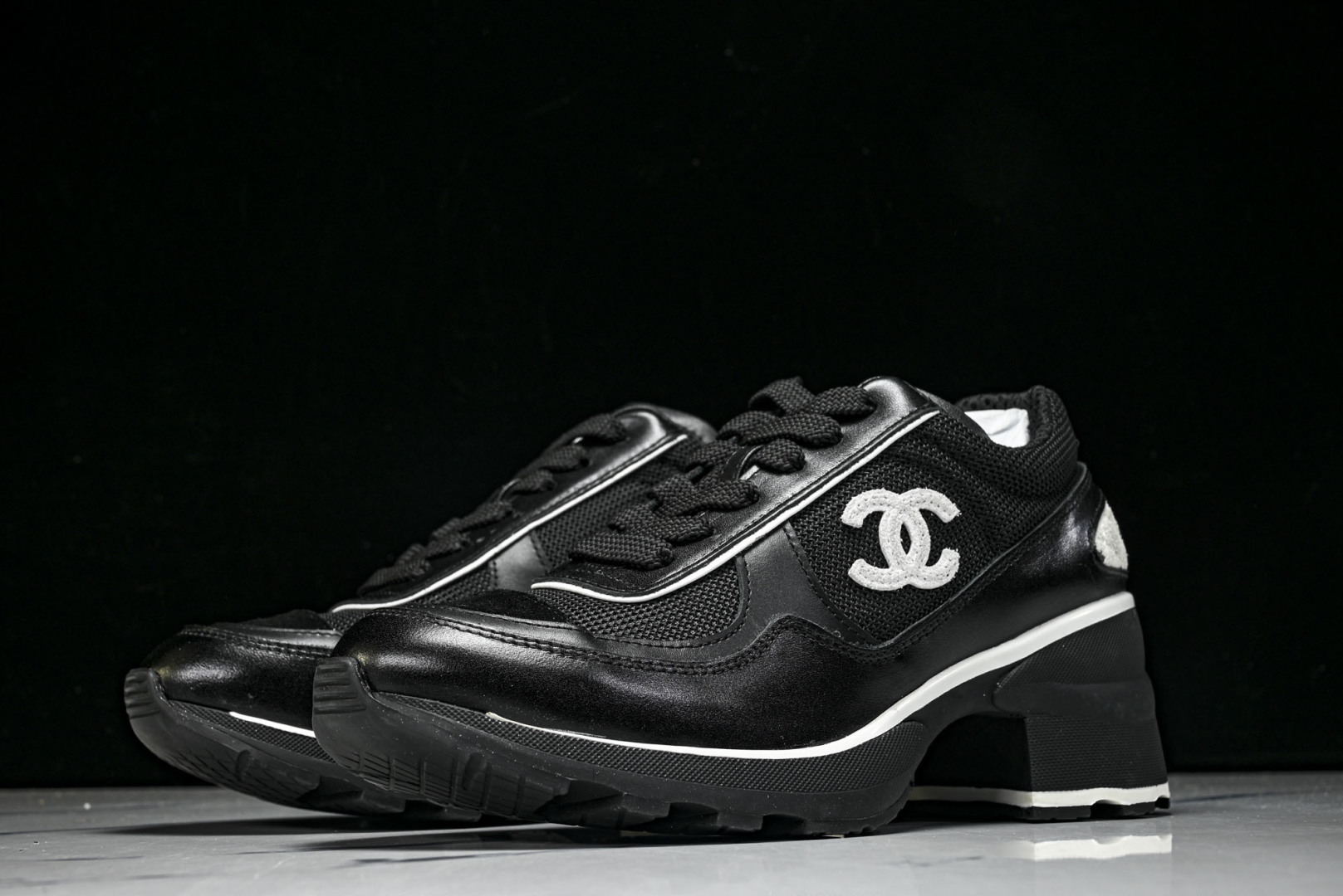 香奈儿 尺码35-40纯原版出品-Chanel香奈儿 25K新款 白色粗跟4cm百搭德训鞋运动鞋YZ02