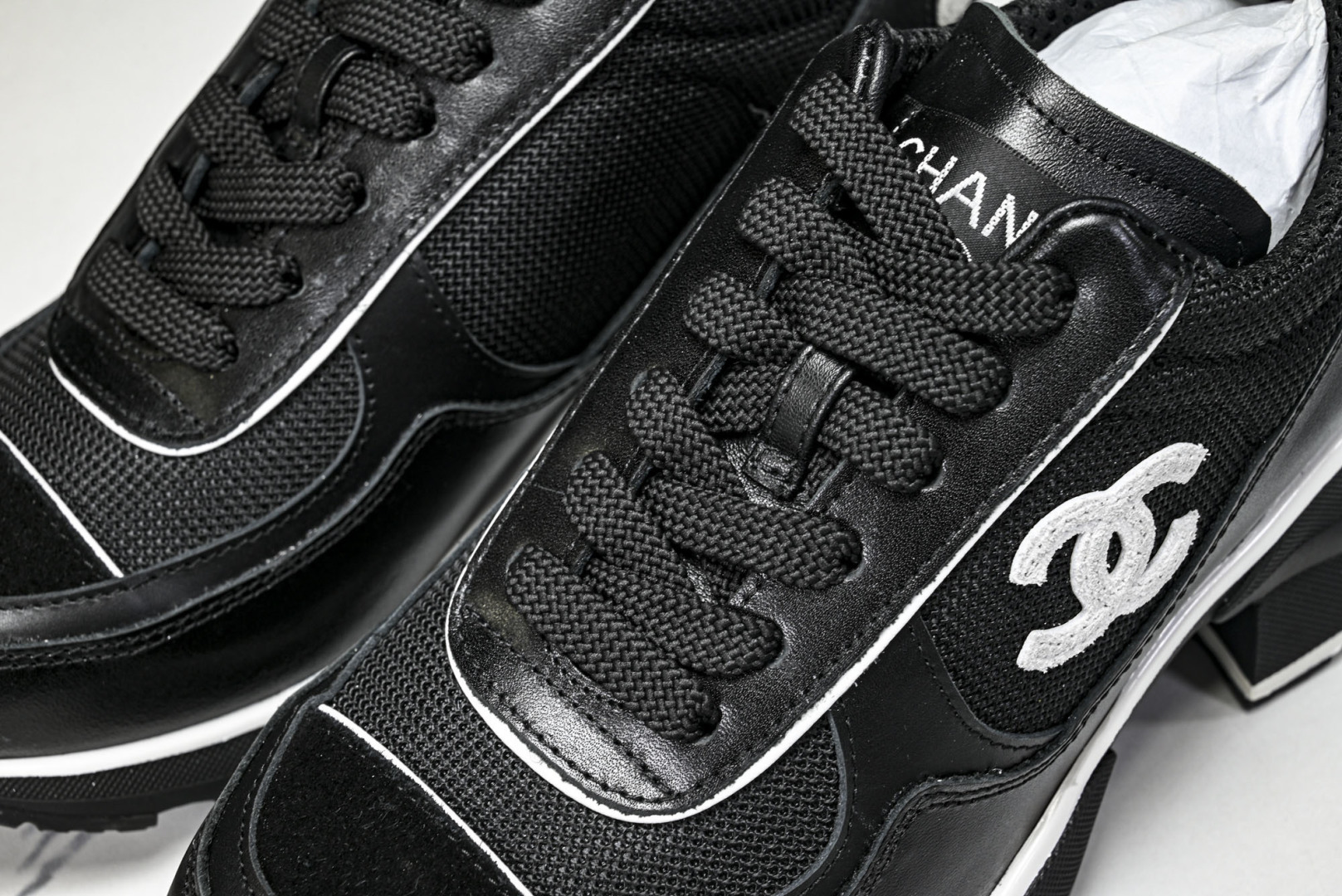 香奈儿 尺码35-40纯原版出品-Chanel香奈儿 25K新款 白色粗跟4cm百搭德训鞋运动鞋YZ02