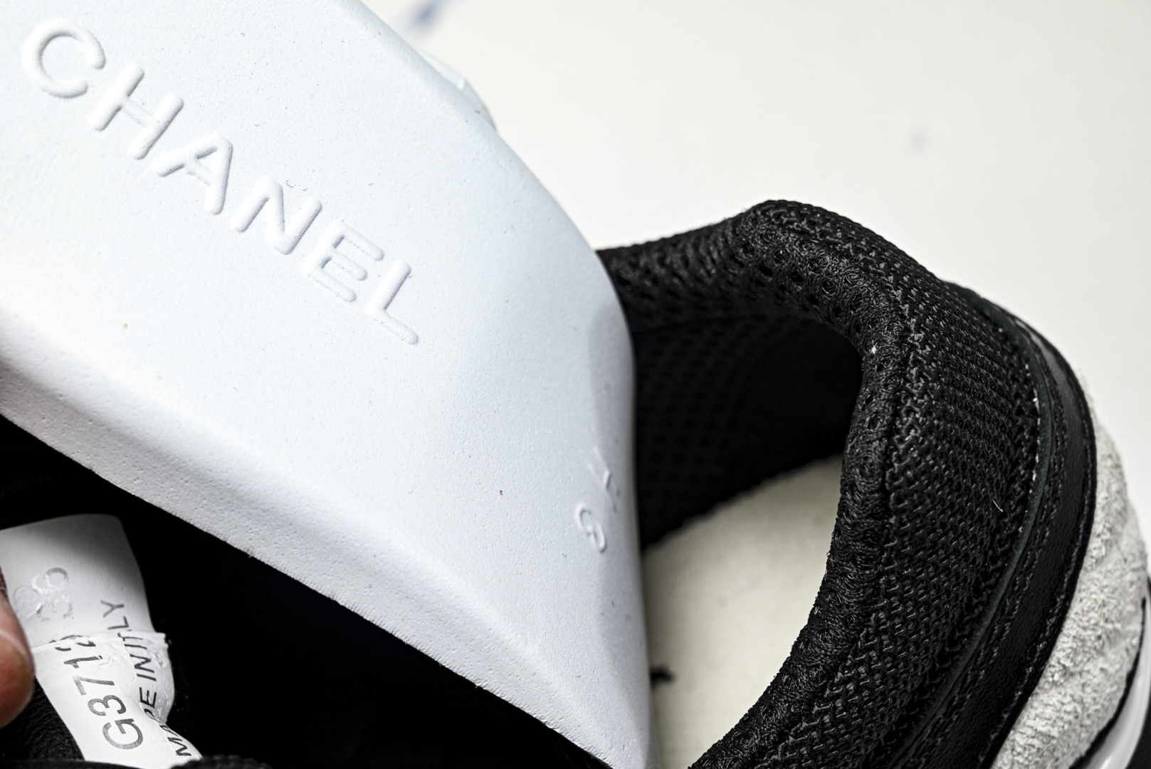 香奈儿 尺码35-40纯原版出品-Chanel香奈儿 25K新款 白色粗跟4cm百搭德训鞋运动鞋YZ02