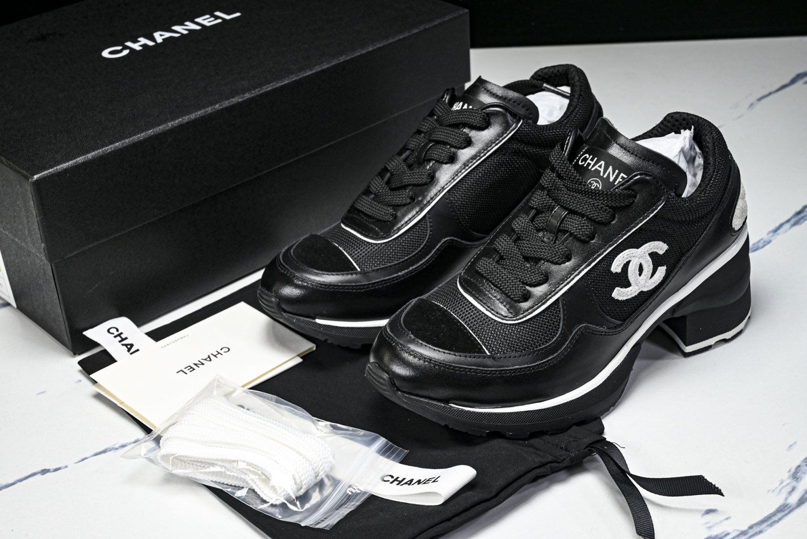 香奈儿 尺码35-40纯原版出品-Chanel香奈儿 25K新款 白色粗跟4cm百搭德训鞋运动鞋YZ02