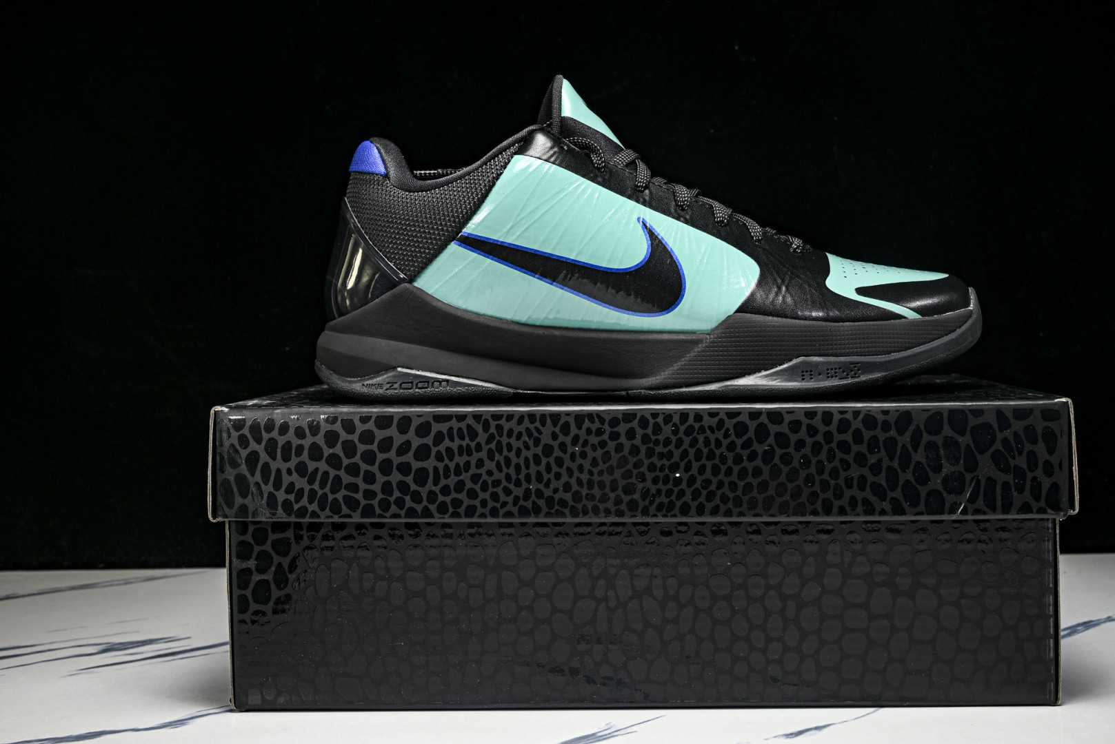 科比5 尺码40-48.5纯原版出品-Kobe V Skills Academy 绿黑兰色 IH0274