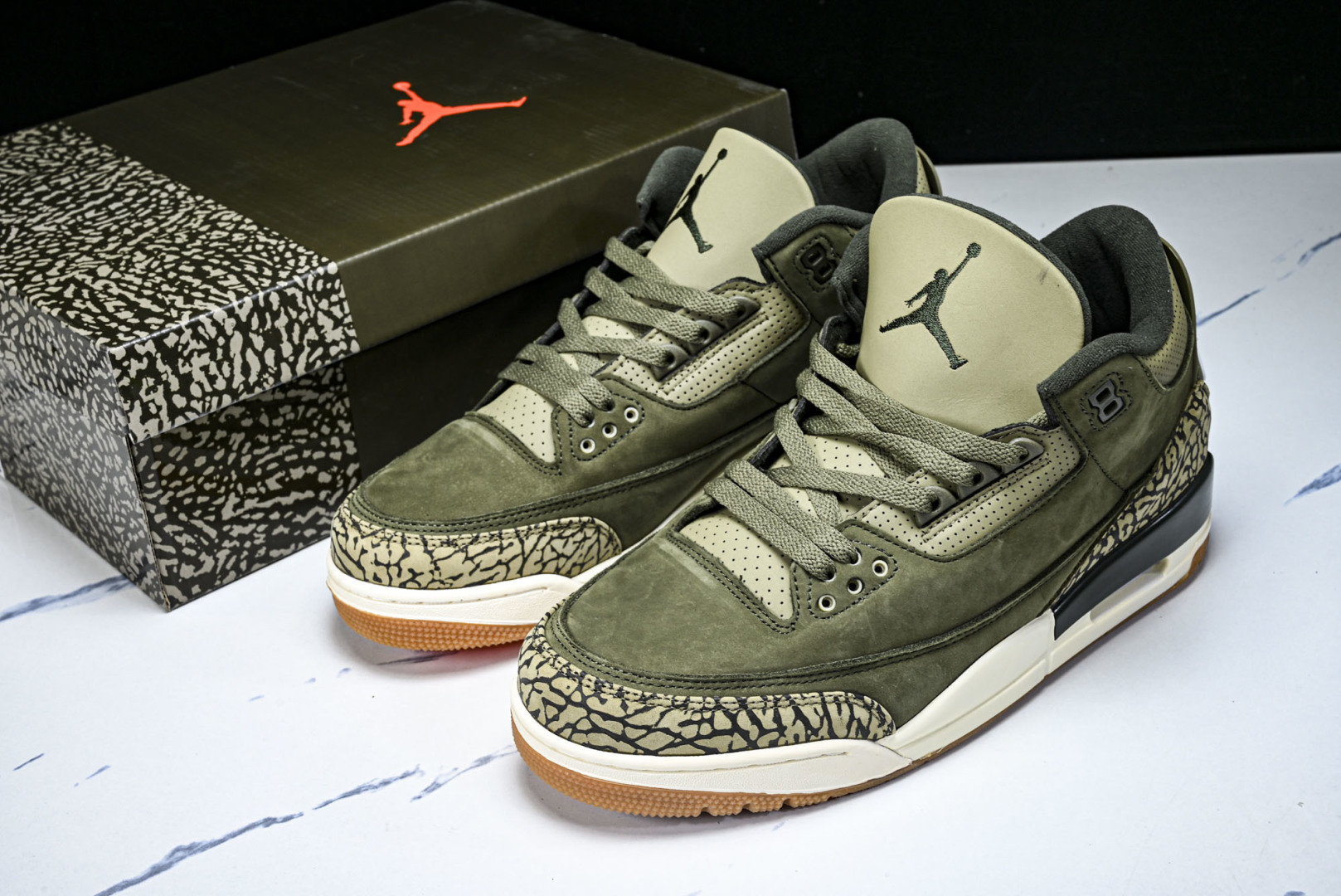 AJ3 尺码40-47.5纯原版出品-Air Jordan 3 “Family Affair” 橄榄绿色