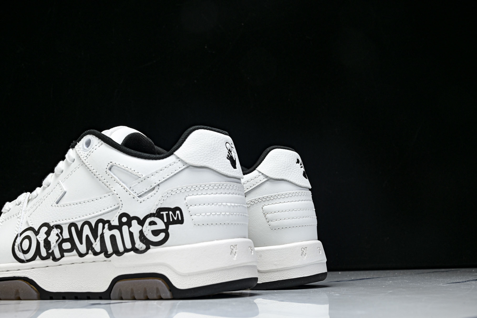 OFF-WHITE Out Of Office 箭头板鞋 小牛鞋休闲运动鞋 36 37 38 39 40